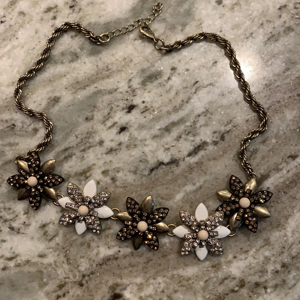 GAP statement necklace